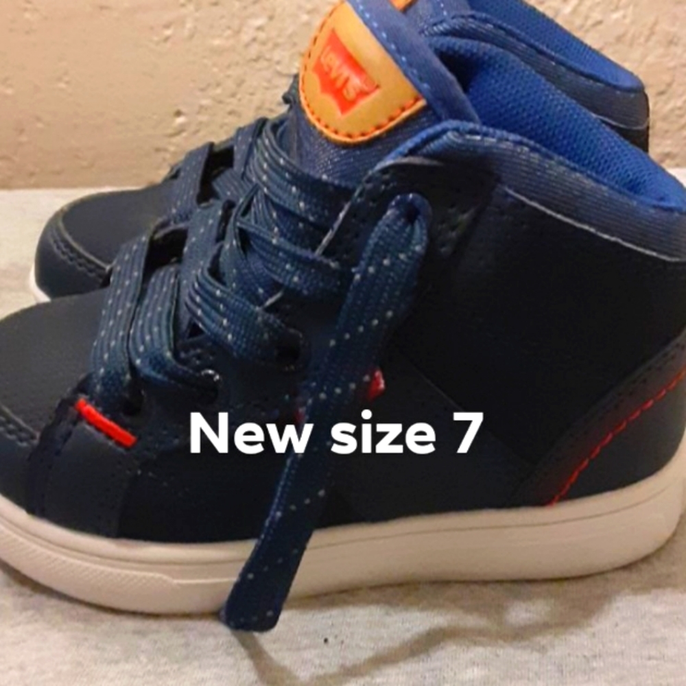 Levi's toddler size 7